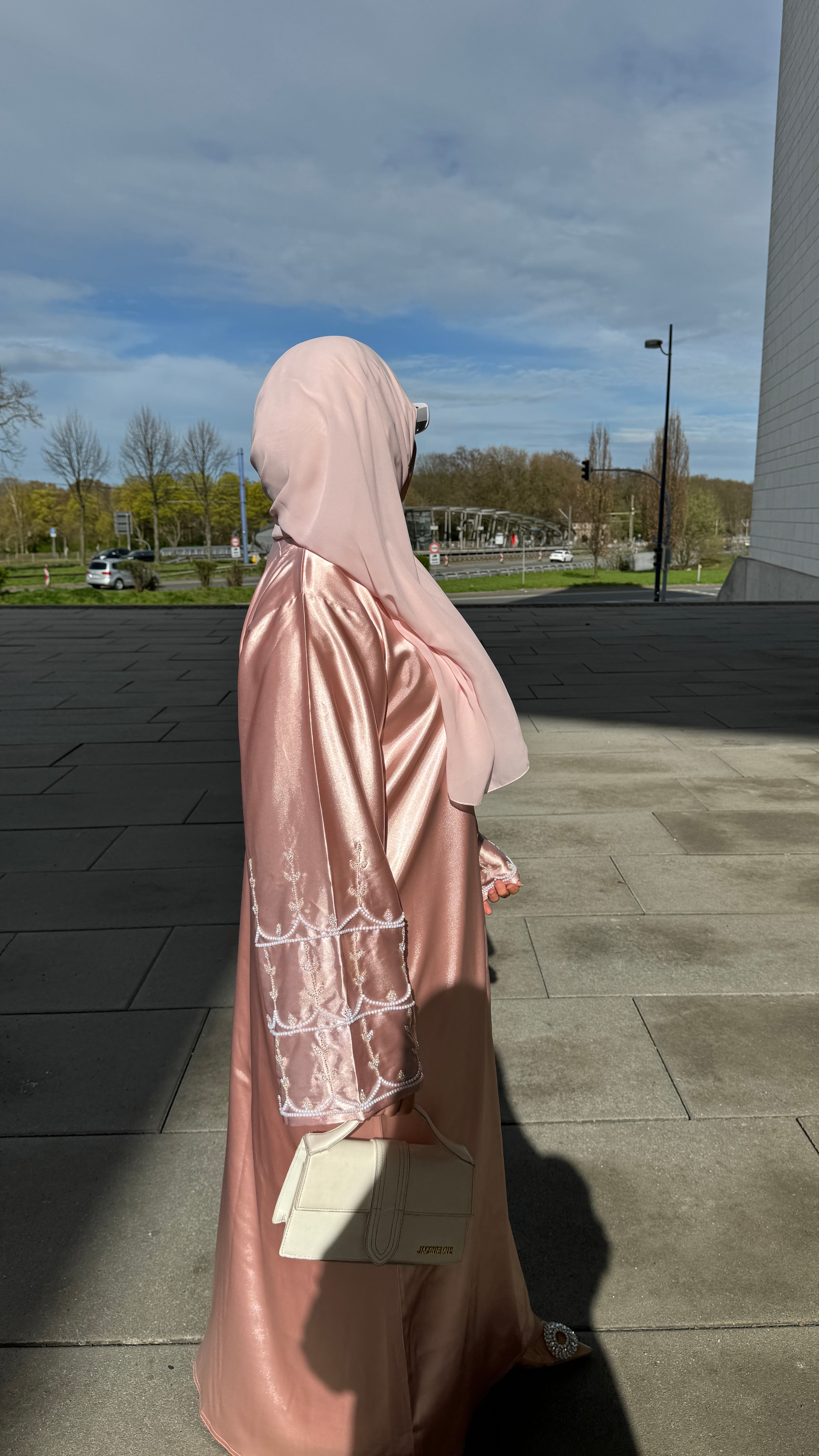 Abaya Inayah