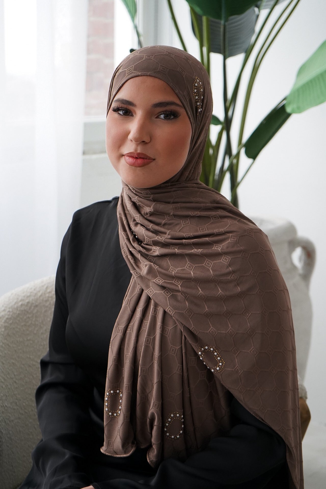 Jacquard hijab – walnut brown