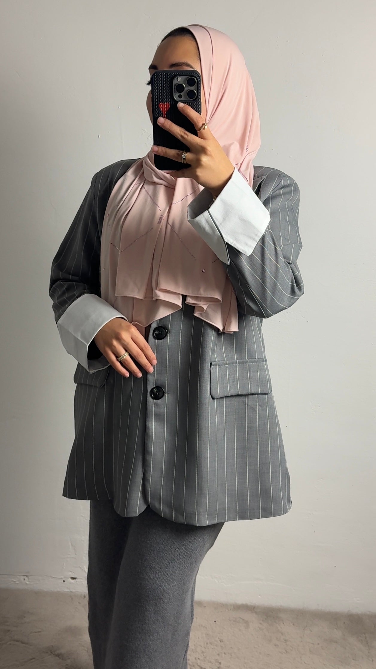 Blazer gestreift grau