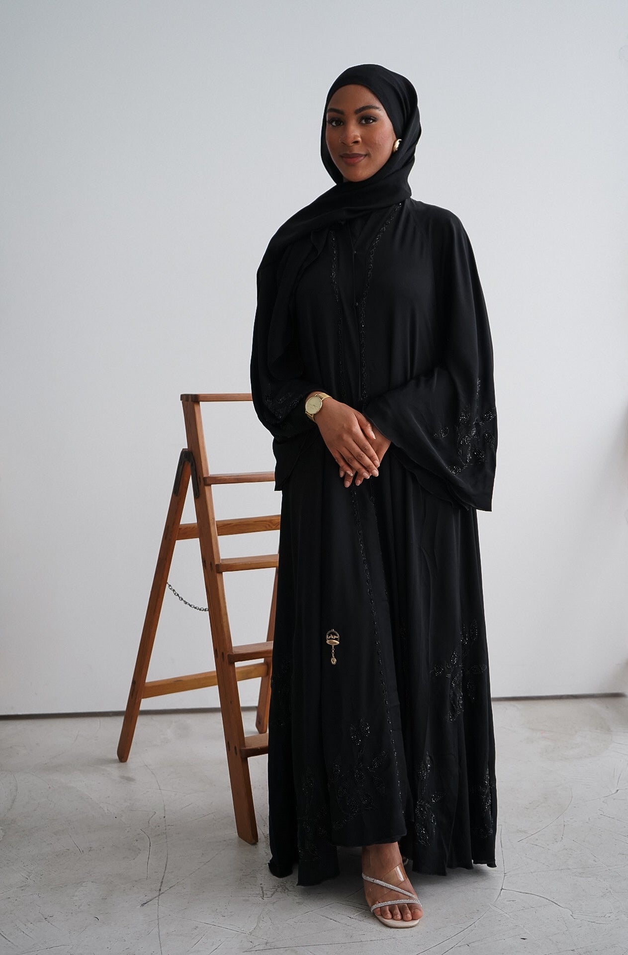 Abaya Mona