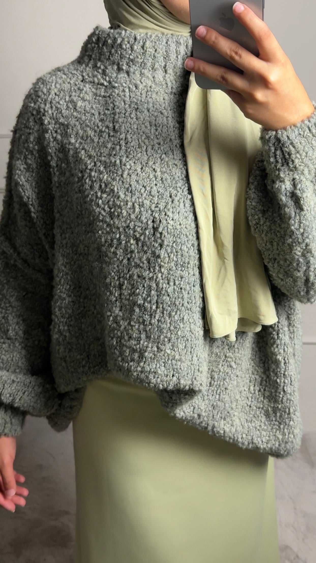 Fleece Pullover in grün